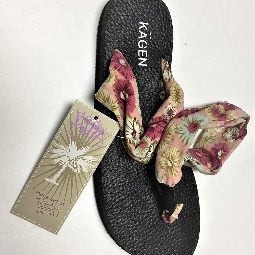NEW!! Women’s Kagen Yoga Mat Flip Flop Thong Sandals Pink Multi Fabric Size 9